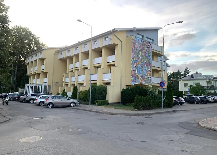 Alangos Apartamentai S&p פלאנגה